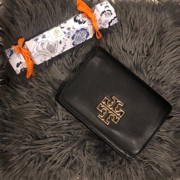 Tory Burch Handbags - Tory Burch crossbody bag ✨